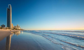 Гостиница Soul Surfers Paradise 3 Bedroom Beach Apartment  Серферс-Парадайс